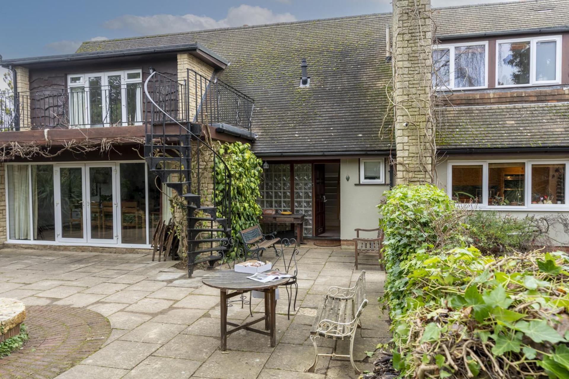 Sandford Meadow Guest House Kennington  ภายนอก รูปภาพ