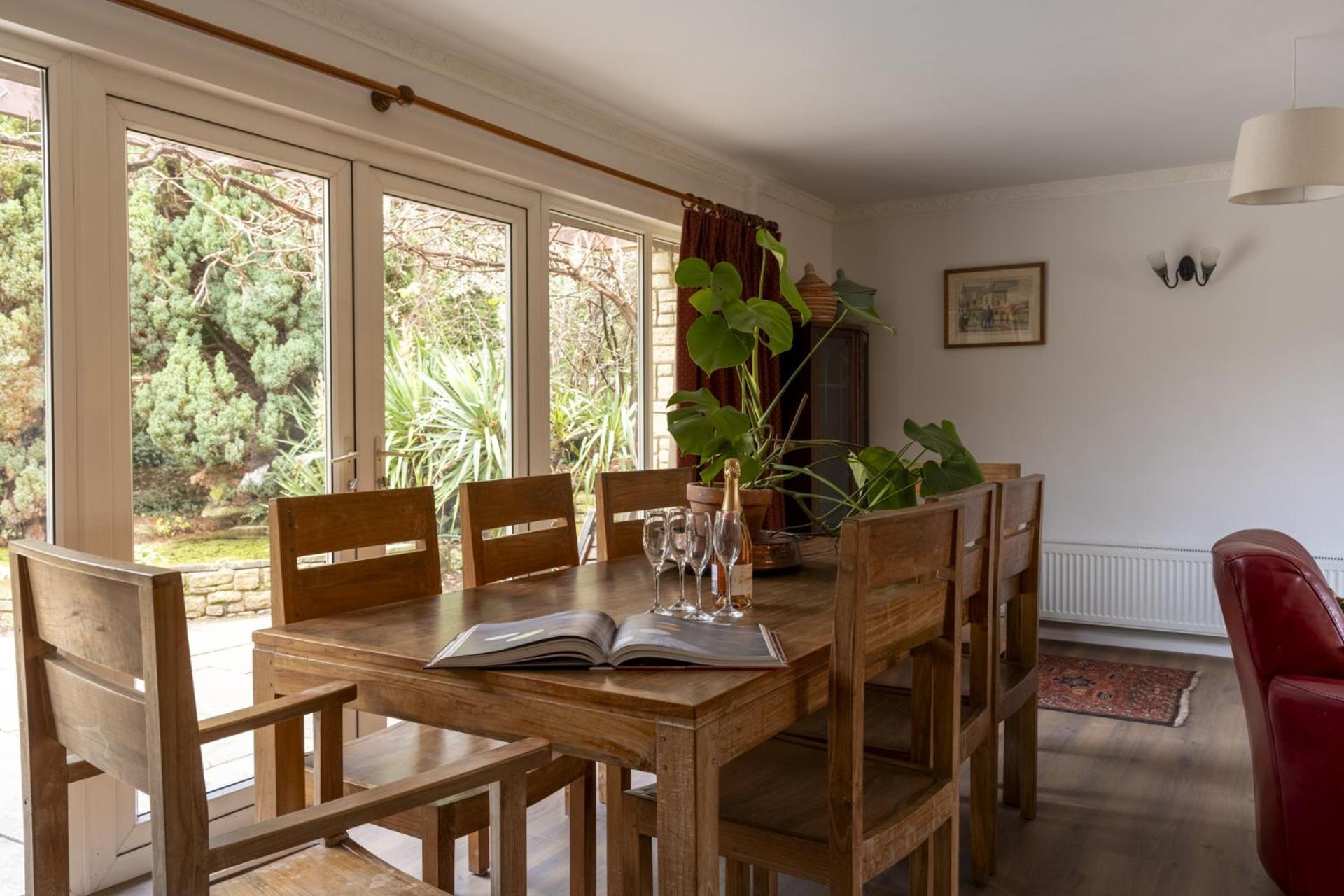 Sandford Meadow Guest House Kennington  ภายนอก รูปภาพ