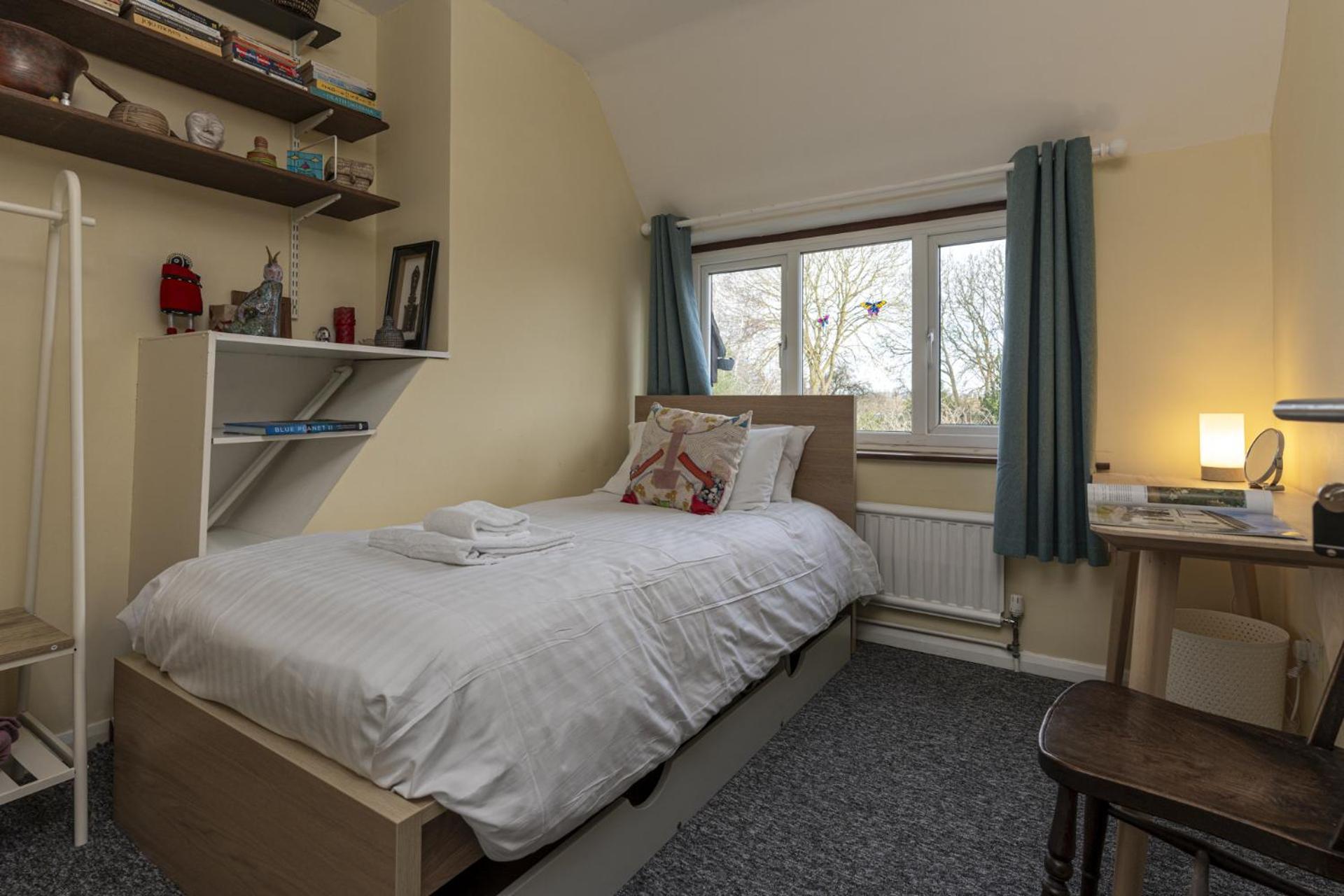 Sandford Meadow Guest House Kennington  ภายนอก รูปภาพ